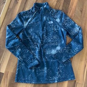 The North Face 1/4 zip